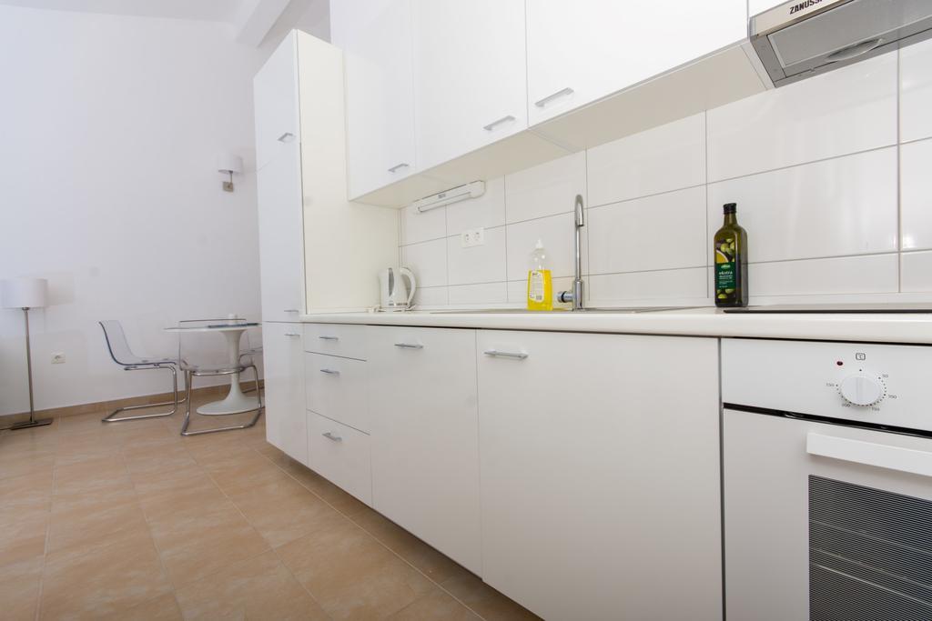 Apartment Flynn Trogir Exterior photo